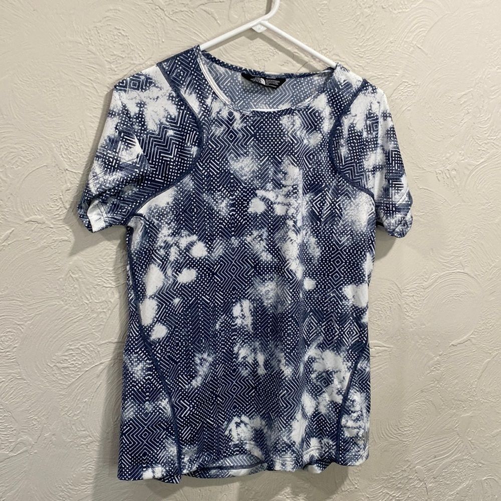 The North Face Geo Print Flash Dry Top Size Large